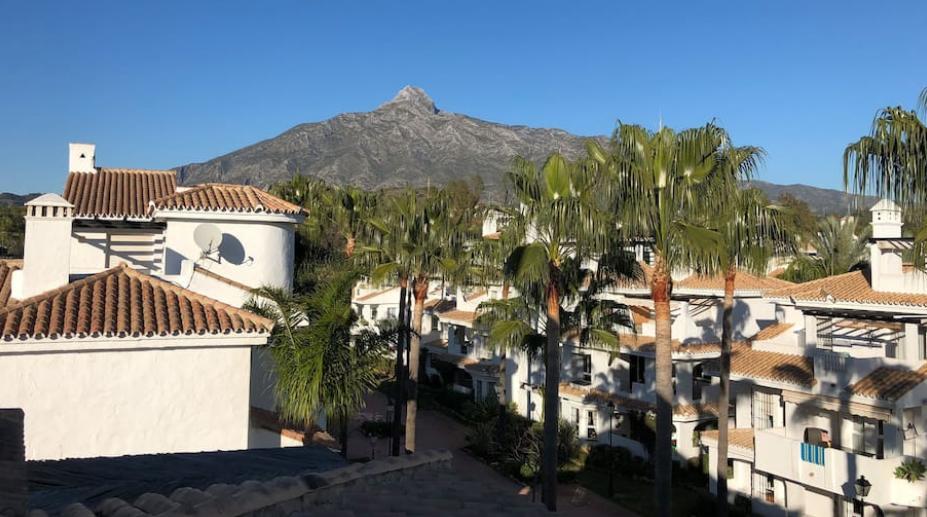Los Naranjos Close To Puerto Banus Marbella Exteriör bild
